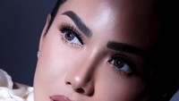 Alasan Kris Dayanti Lebih Suka Bulu Mata Palsu Dibanding Eyelash Extension