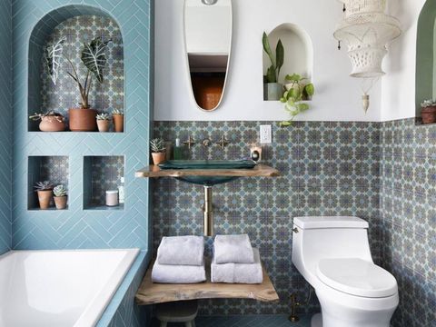 Inspirasi kamar mandi mediterania.