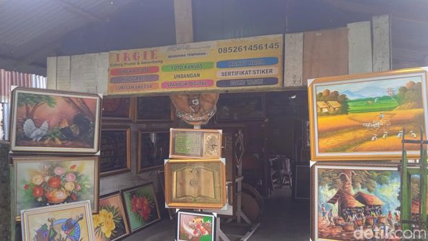 Irjie Kaligrafi yang ada di Jalan Adi Sucipto Medan (Andika Syahputra/detikcom)