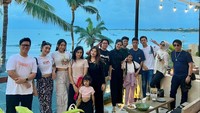Belum lama ini pelawak Parto dilarikan ke rumah sakit dengan ambulans. Kondisi kesehatannya yang kurang baik ini pun mengejutkan keluarga dan banyak orang. Foto: Instagram @partopatrio