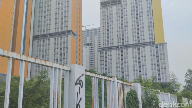Kondisi terkini Wisma Atlet Kemayoran yang mau direnovasi, Kamis (25/4/2024).
