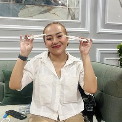 Sakit Tak Hilangkan Tawa Mpok Alpa di Kamera