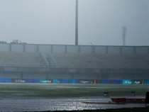 Liga 1: Hujan Deras, Babak Kedua Dewa United Vs Madura United Ditunda