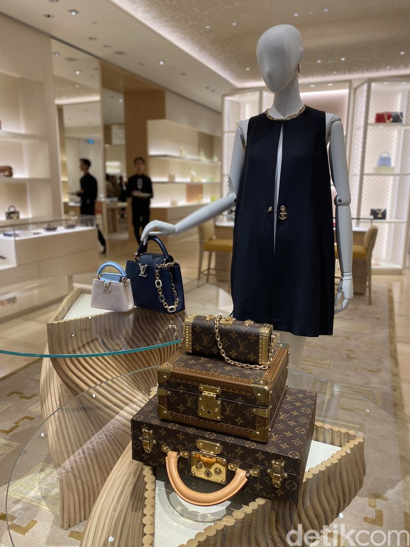 Louis Vuitton buka kembali flagship store di Indonesia, angkat keindahan lokal.