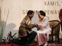 Momen Prabowo Hadiri HUT Adik Ibu Tien Soeharto
