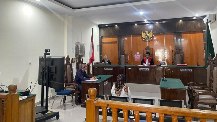 Murni menjalani sidang tipiring karena memutar musik remix.