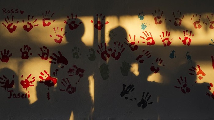 A community health worker teaches a group of women and teenage girls about contraception methods, at a Doctors Without Borders medical clinic, in Putucual, Venezuela, Wednesday, Jan. 10, 2024. The health worker also asked what they knew about HPV. (AP Photo/Matias Delacroix)