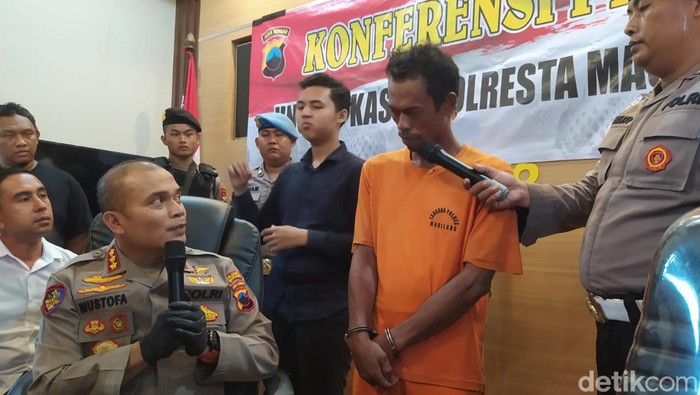 Pelaku perampasan sepeda motor milik driver ojol yang ditangkap Reskrim Polresta Magelang dihadirkan dalam jumpa pers, Kamis (25/4/2024).