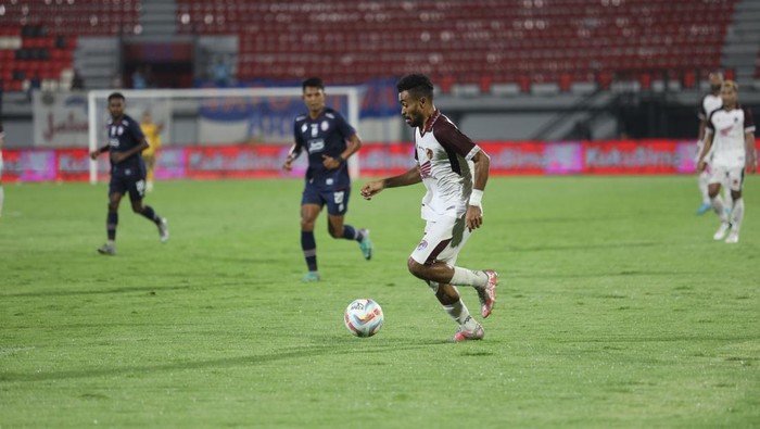 Hasil Liga 1: PSM Kalah 2-3 dari Arema FC Lewat 2 Gol Penalti Lokolingoy