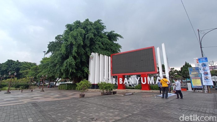 Lokasi yang akan digunakan untuk nobar Timnas Indonesia U-23 melawan Korea Selatan di kompleks Alun-alun Purwokerto, Kamis (25/4/2024).