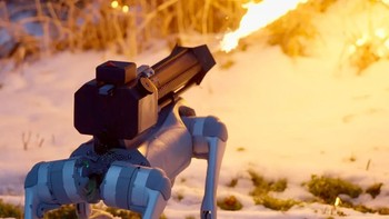 Robot yang sedang viral tersebut kini dijual seharga USD 9.420 (Rp 152 juta). Hukum di Amerika tidak menganggap penyembur api sebagai senjata, sehingga robot ini bisa dijual bebas. Namun di negara lain, fitur ini dianggap sama dengan mempersenjatai robot. Foto: (SWNS/The Sun)