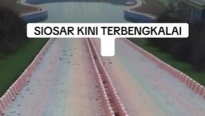 Tangkapan layar video terbengkalainya objek wisata Puncak Siosar Karo yang viral di sosial media. (dok. Istimewa)
