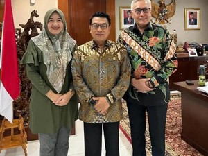 Wabup Bima Mengadu Anjloknya Harga Jagung ke Moeldoko