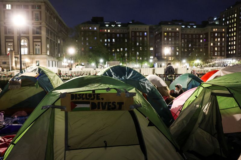 Students prepare to camp overnight as they continue to protest on Columbia University campus in support of Palestinians, during the ongoing conflict between Israel and the Palestinian Islamist group Hamas, in New York City, U.S., April 23, 2024, REUTERS/Caitlin Ochs