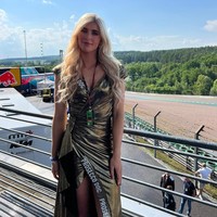 Di internet, banyak netizen Indonesia yang memberi dukungannya pada hubungan Ivar Jenner dan pacar. Beberapa menyebut wanita tersebut cantik seperti Barbie. Foto: Instagram Bernice Mengers