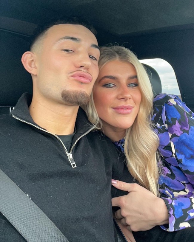 Laga timnas Indonesia yang berhasil lolos semifinal Piala U-23 setelah melawan Korea Selatan mendapat dukungan para pasangan mereka yang hadir di Stadion Abdullah bin Khalifa, Doha, Qatar. Salah satu WAG (Wives and Girlfriends) yang datang menonton adalah Bernice Mengers. Foto: Instagram Bernice Mengers