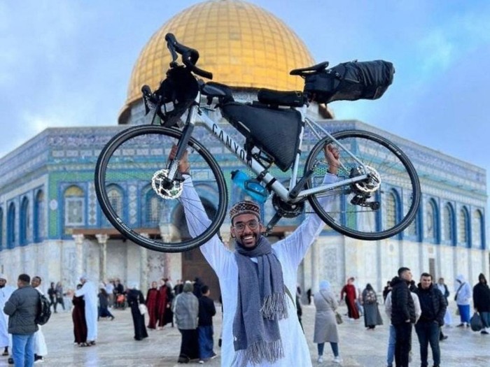Billal Hago, Pemuda Jerman Bersepeda ke Masjid Al Aqsa
