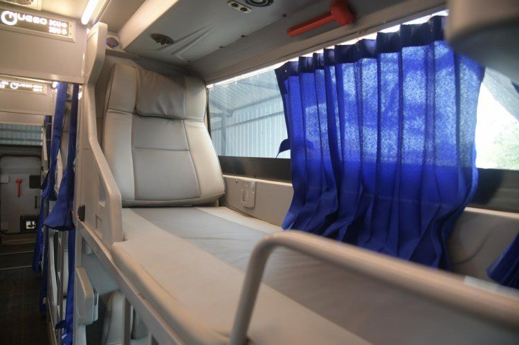 Bus listrik dengan rute antar kota antar provinsi (AKAP) di India