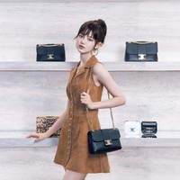 Dalam kesempatan itu, hanya Danielle NewJeans dan Park Bo Gum yang hadir mewakili CELINE dari Korea Selatan. Foto: Instagram