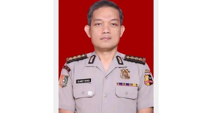 Dosen Utama Sekolah Tinggi Ilmu Kepolisian Lembaga Pendidikan dan Latihan (STIK Lemdiklat) Polri, Kombes Slamet Riyadi.