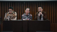 Dalam mengusung prinsip green building, Air Conditioning System Mitsubishi Electric yaitu CITY Multi VRF System, baik tipe cooling only ataupun heat recovery memiliki  inverter system yang dapat mengurangi konsumsi energi secara drastis  dalam sebuah bangunan yang ber AC. Dilengkapi dengan Centralize Controller dengan berbagai fitur yang dimiliki, tentunya hal ini akan memberikan kenyamanan udara yang maksimal dengan konsumsi energi yang minimal.  