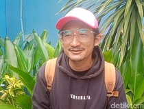 Isa Bajaj Klarifikasi Isu Bangkrut Usai Posting Foto Jualan di Pasar