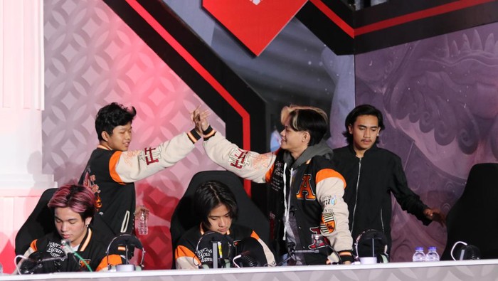 Babak reguler season MPL ID S13 pekan keenam segera dimulai. Moonton sudah menyiapkan dua laga seru, dan berikut ini jadwalnya.