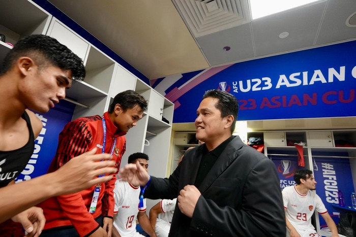 Ketua Umum PSSI, Erick Thohir memberikan selamat kepada Timnas Indonesia atas keberhasilannya lolos ke babak semifinal Piala Asia U-23 2024.