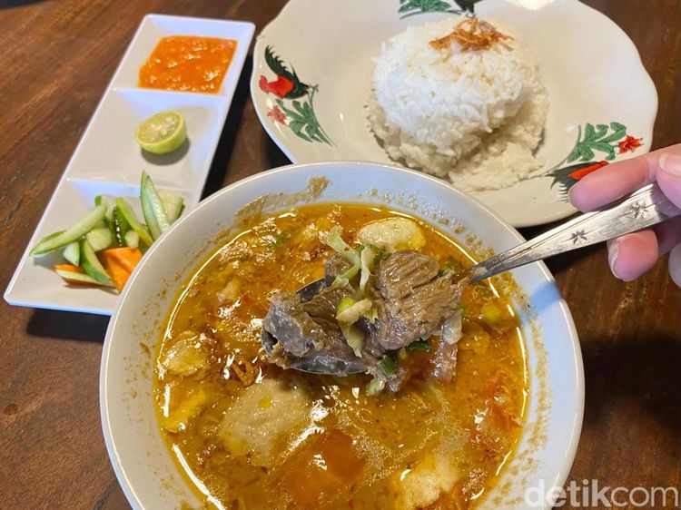 Sedep Miroso! Soto Daging dan Mie Godog Jawa di Resto Jawa Asri
