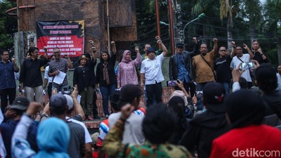 Mantan Aktivis 98 Gelar Mimbar Rakyat di Kampus UNJ