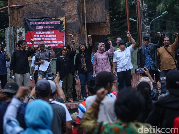 Mantan Aktivis 98 Gelar Mimbar Rakyat di Kampus UNJ