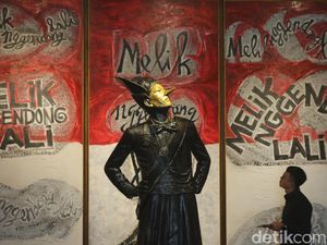 Melihat Pameran Melik Nggendong Lali yang Dikunjungi Megawati