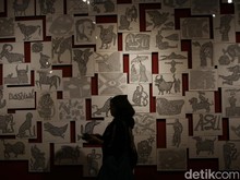 Mengagumi Wirid Visual Karya Butet Kertaredjasa Mengagumi Wirid Visual Karya Butet Kertaredjasa
