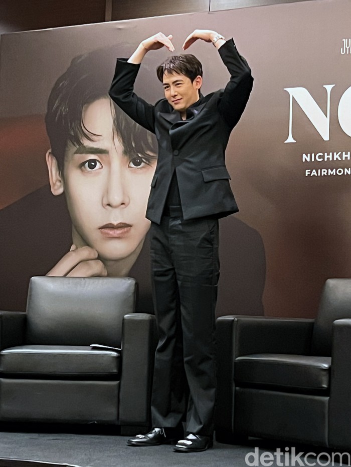 Nichkhun 2PM Nichkhun 2PM menggelar konferensi pers acara fanmeeting NO.624 : NICHKHUN FAN MEETING IN JAKARTA di sebuah hotel di kawasan Senayan, Jakarta Pusat, pada Jumat (26/4/2024).