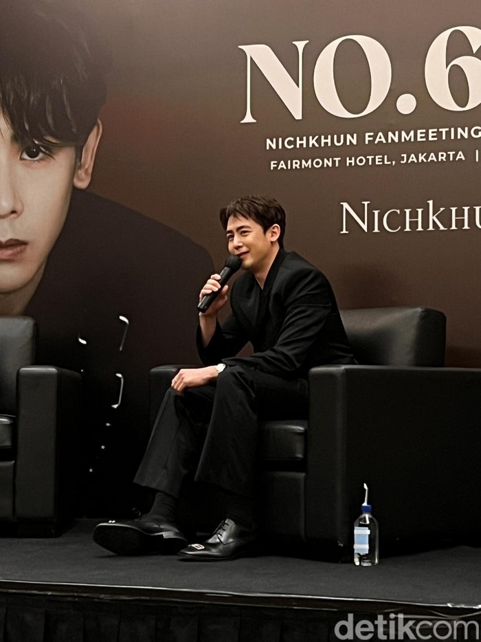 Nichkhun 2PM Nichkhun 2PM menggelar konferensi pers acara fanmeeting NO.624 : NICHKHUN FAN MEETING IN JAKARTA di sebuah hotel di kawasan Senayan, Jakarta Pusat, pada Jumat (26/4/2024).