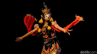 Puluhan Grup Tari di Jatim Sambut Hari Tari Sedunia