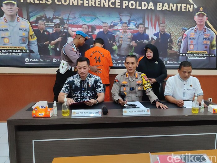 Polda Banten tangkap pelaku perburuan Badak Jawa (Foto: Bahtiar Rifai/Detikcom)