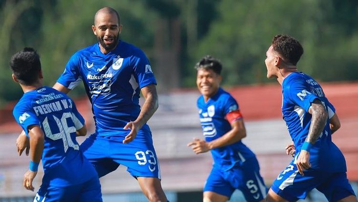 PSIS Semarang berhasil mengalahkan Persikabo dengan skor 3-0, Jumat (26/4/2024). Lucao mencetak satu gol di laga tersebut.