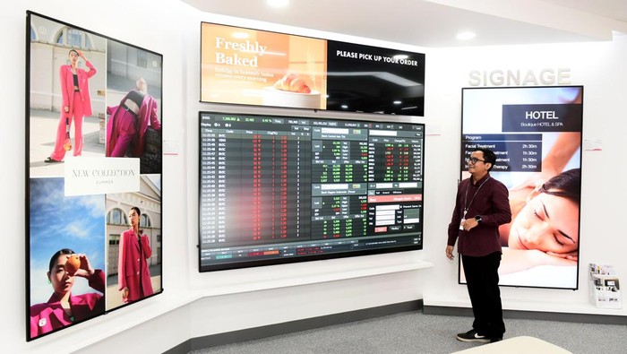 Raih TKDN, LG Komitmen Dukung Digital Display untuk Bisnis dan Pendidikan PT. LG Electronics Indonesia (LG) mengumumkan pencapaian Tingkat Komponen Dalam Negeri (TKDN) untuk dua kategori produknya di lini bisnis Digital Display yang menunjang kebutuhan bisnis dan pendidikan.