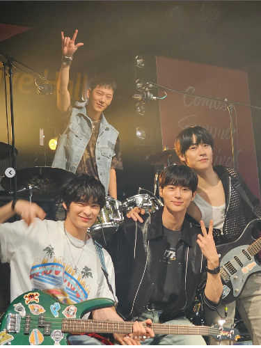 Song Geon Hee, Pemain Lovely Runner dan Sky Castle