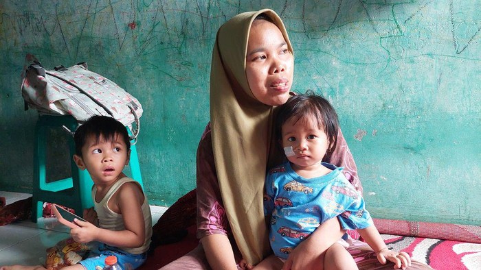 Taufiq-ibunya-dan adiknya