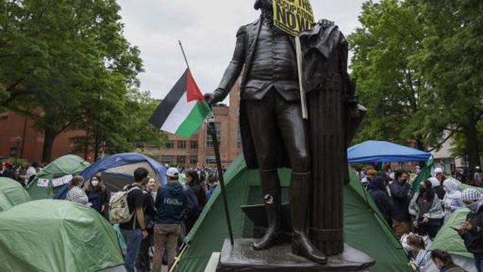 Mahasiswa AS Demo Pro-Palestina Terus Mendekat ke Gedung Putih