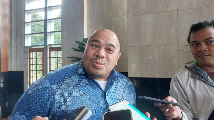 Wakil Direktur Utama PT TBS Energi Utama Tbk (TOBA) Pandu Patria Sjahrir