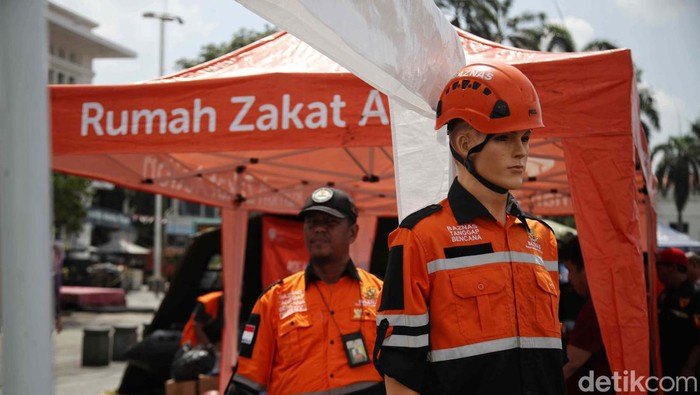 Hari Kesiapsiagaan Bencana Nasional tengah diperingati di Kota Tua, Jakarta. Berbagai alat-alat kesiapsagaan bencana dipamerkan.