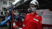 Ada juga berbagai masker yang digunakan untuk penangaman bencana kabut asap dan lainnya.