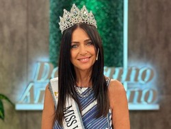 Wanita 60 Tahun Viral Jadi Kontestan Miss Universe Tertua, Beri Tips Awet Muda
