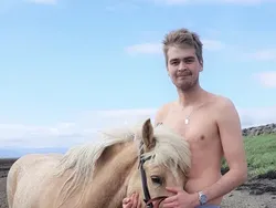 Bahaya Lihat Foto Ini Sekilas! Bikin Mata Terkecoh dan Salah Tafsir