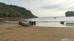 Pesona Lembah Watu Pawon di Pantai Kuyon Trenggalek