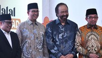 Ketua Umum Partai Nasdem Surya Paloh, Anies Baswedan, dan Muhaimin Iskandar hadir di acara halalbihalal PKS. Acara itu berlangsung di kantor DPP PKS, Jakarta, Sabtu (27/4/2024).