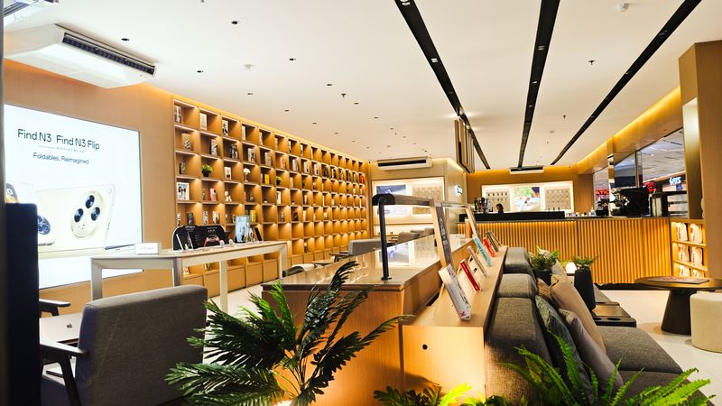 Oppo Experience Store di Citos